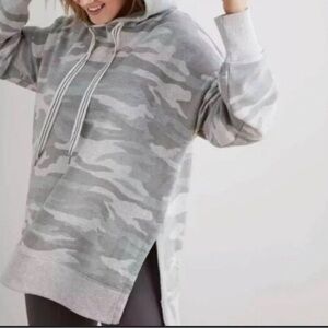 Aerie Gray Camo Hoodie S
